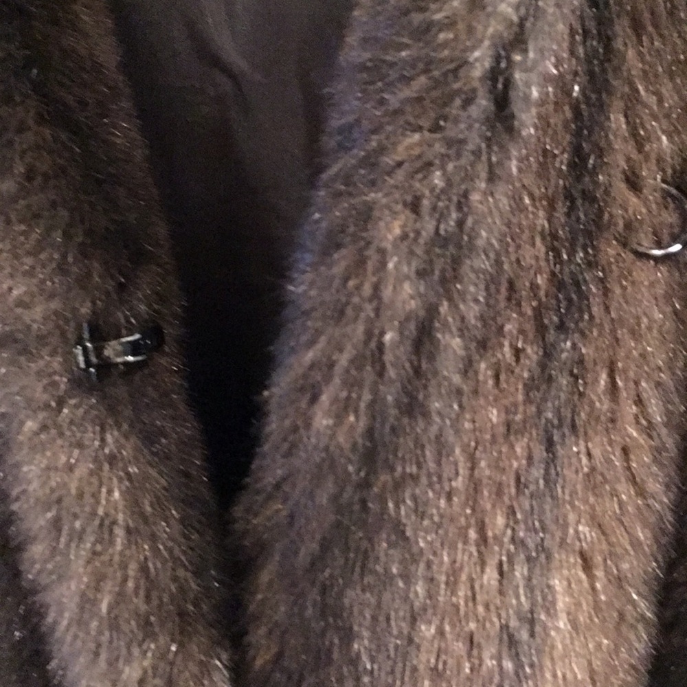 Coat - Picture 5 of 7